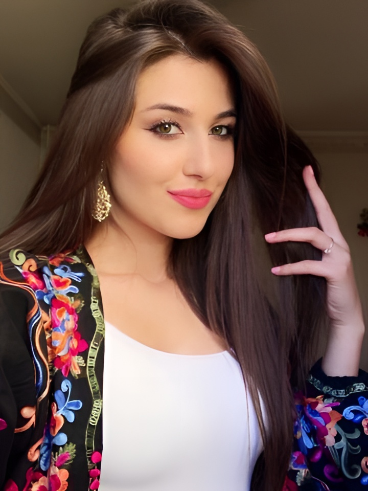 Элеонора привлекальеная девушка из Махачкалы цена от 5000 руб