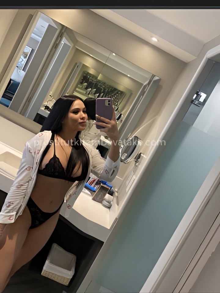 Устинья привлекальеная девушка из Махачкалы цена от 5000 руб