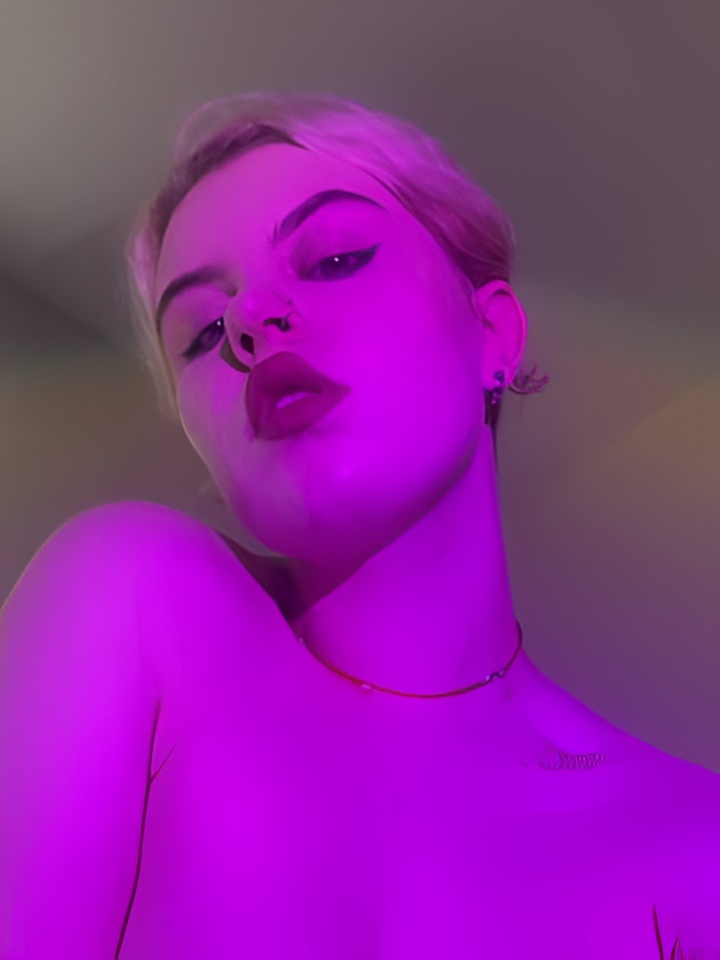 Индивидуалка Жасмин, доступна для личного знакомства от 10000 руб