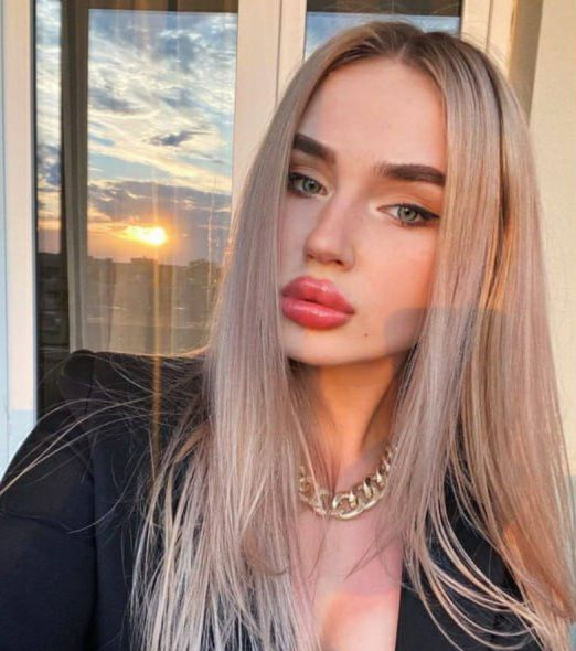 Эмилия привлекальеная девушка из Махачкалы цена от 4000 руб