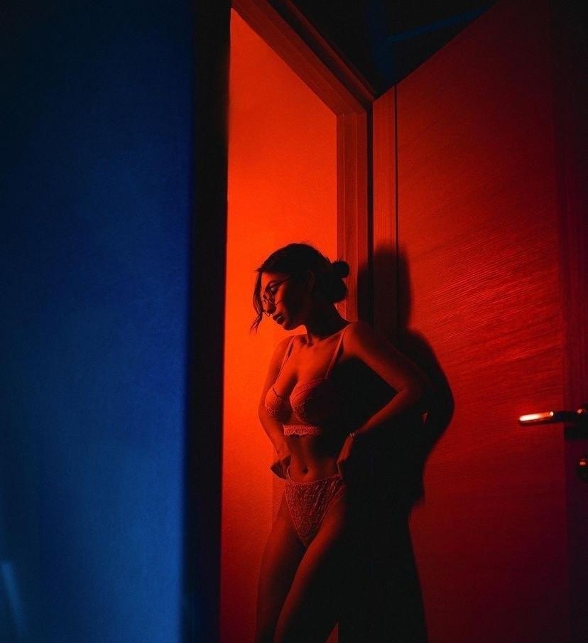 Алёна привлекальеная девушка из Махачкалы цена от 5000 руб