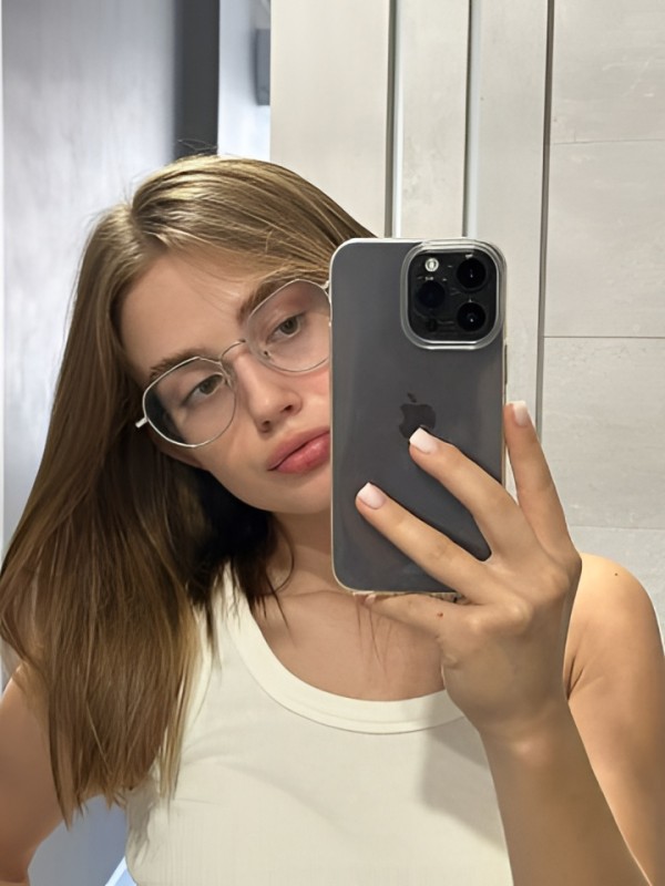 Мишель привлекательная девушка из Махачкалы цена от 3000 руб