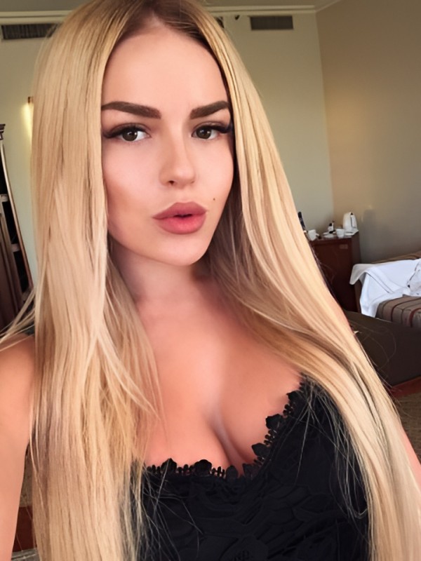 Светлана привлекательная девушка из Махачкалы цена от 2000 руб