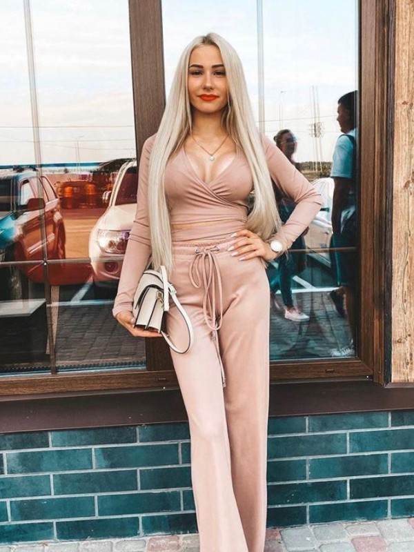 🎥 Лида привлекательная девушка из Махачкалы цена от 5000 руб